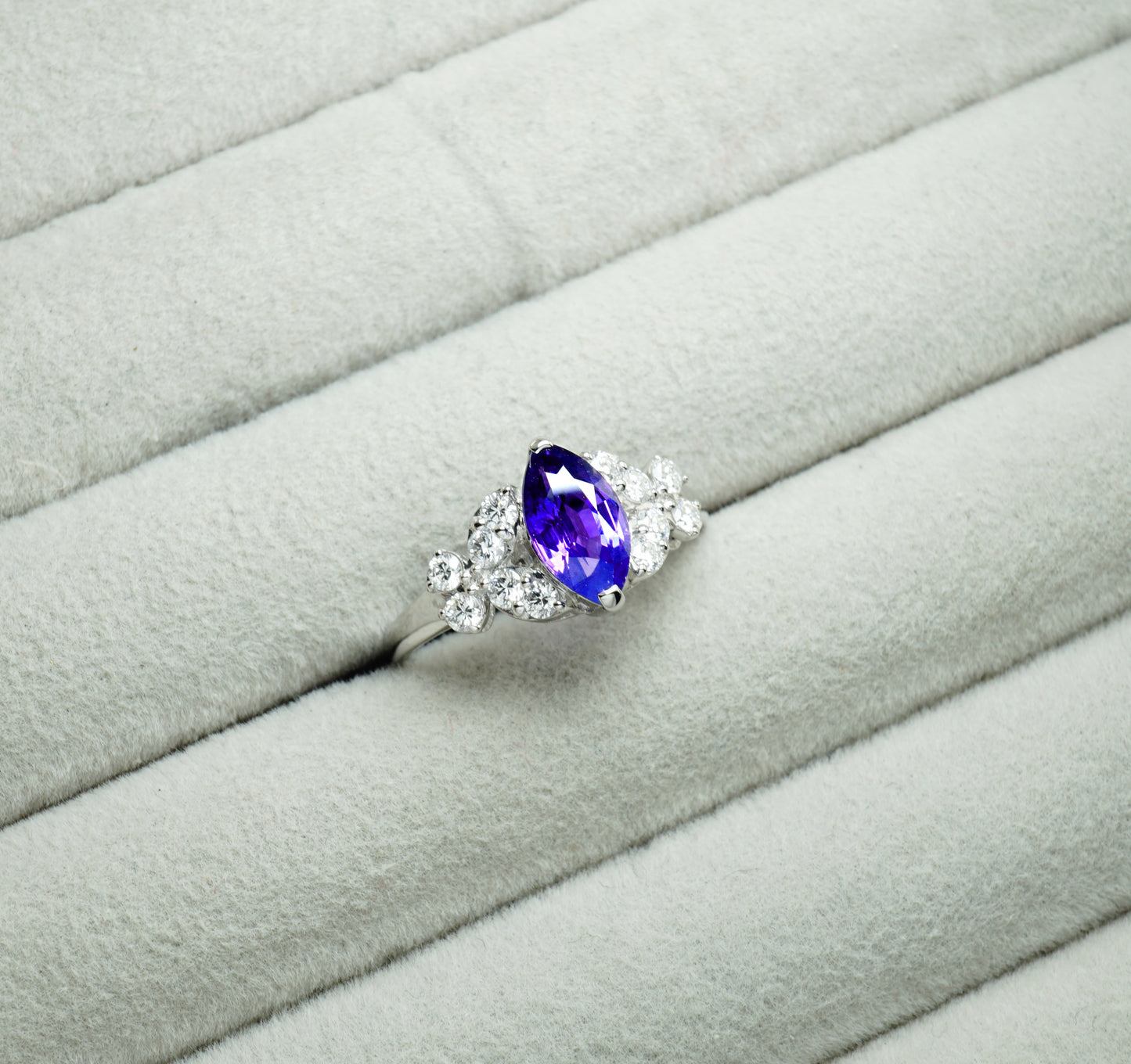 ヴァイオレットサファイア リング