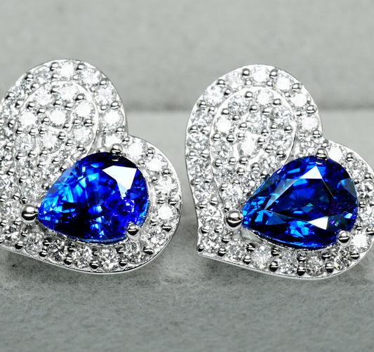 サファイア ピアス