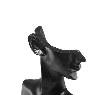 ダイヤモンド ピアス