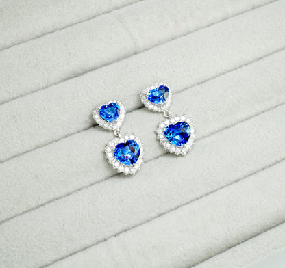 サファイア ピアス