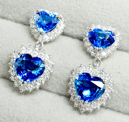 サファイア ピアス