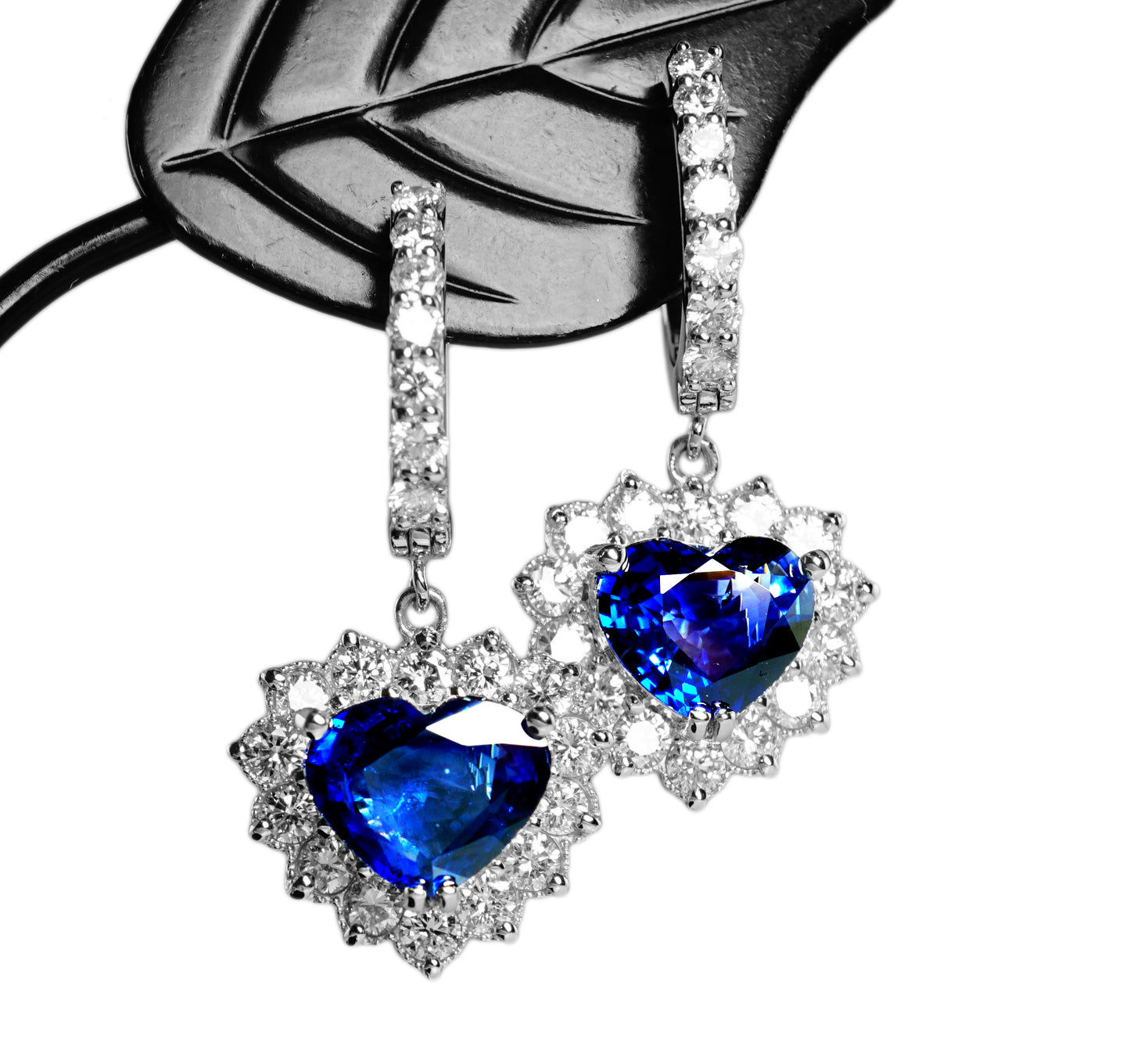 サファイア ピアス