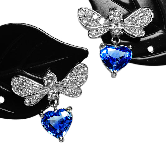 サファイア ピアス