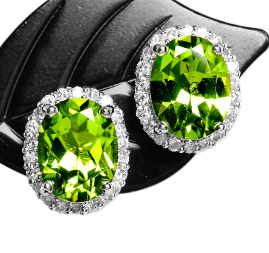 ペリドット ピアス