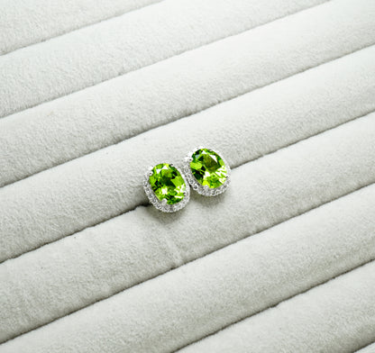 ペリドット ピアス