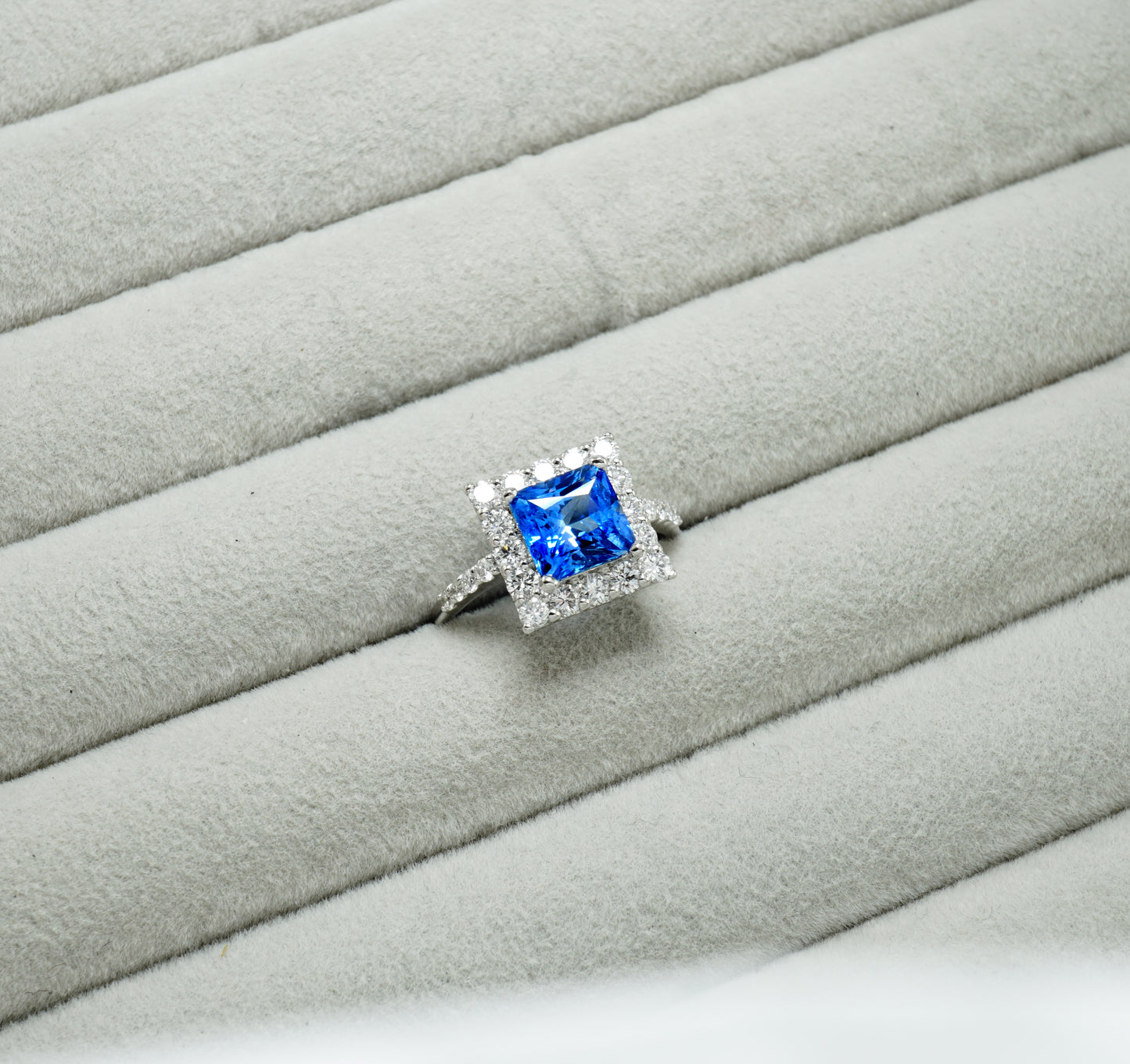 サファイア リング