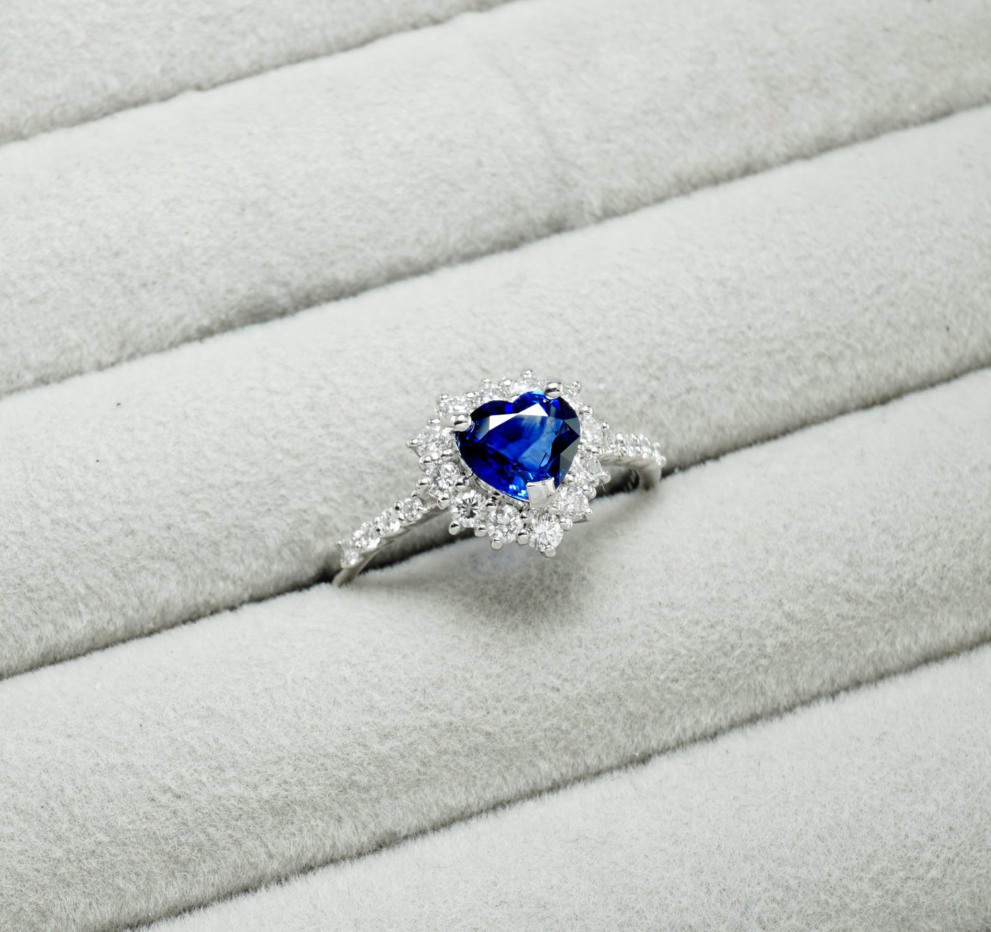 サファイア リング