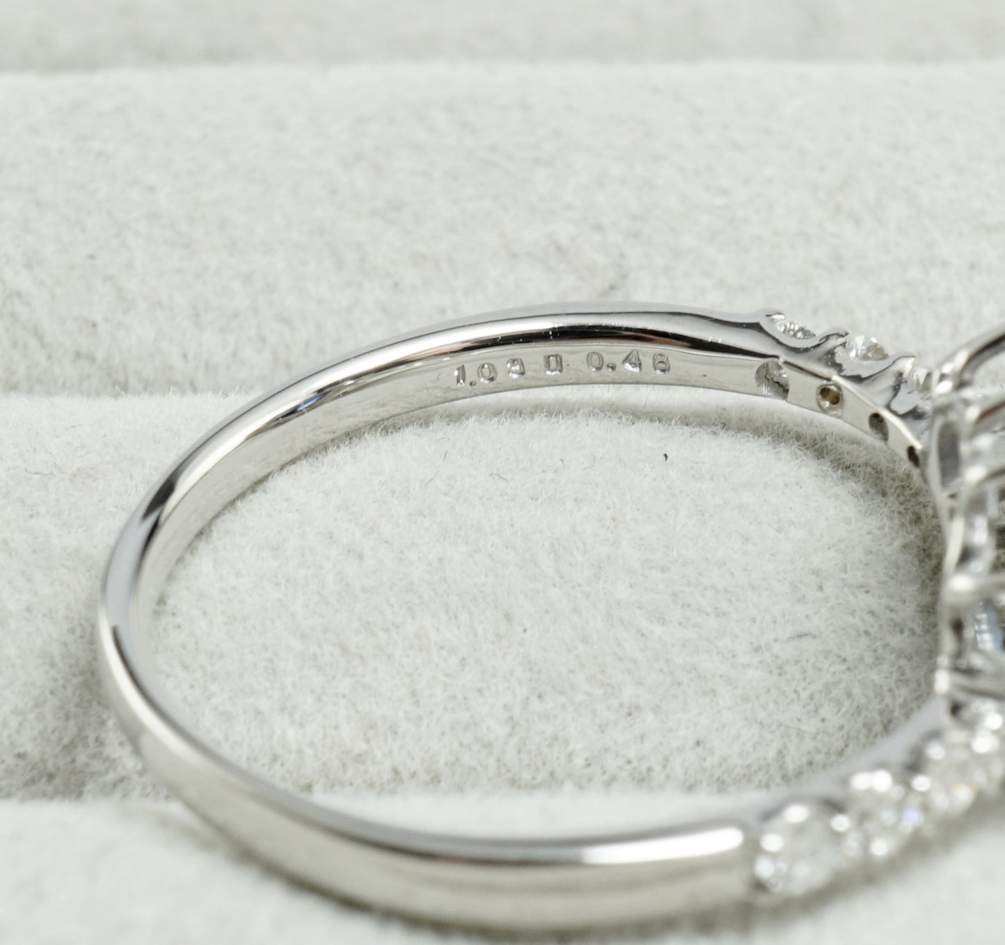 サファイア リング