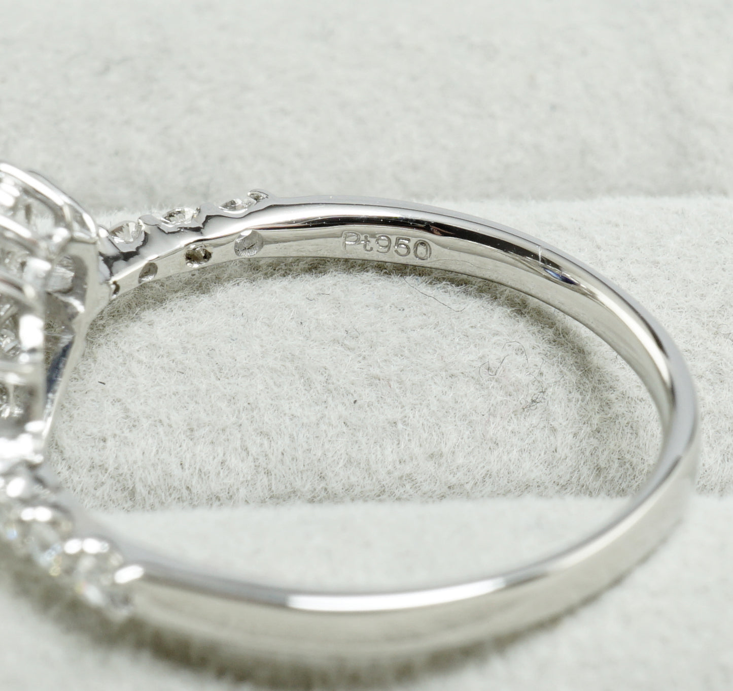 サファイア リング