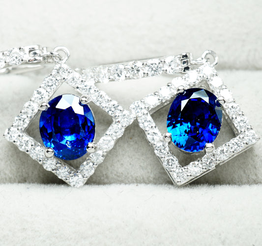 サファイア ピアス