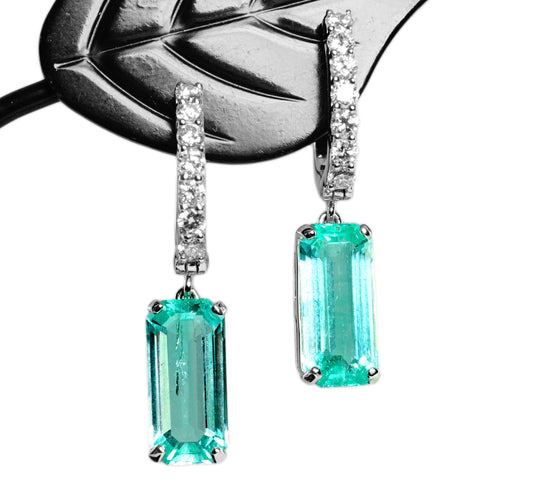 エメラルド ピアス