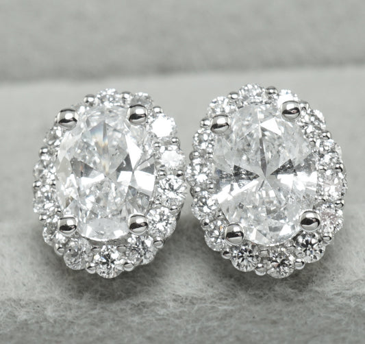 ダイヤモンド ピアス