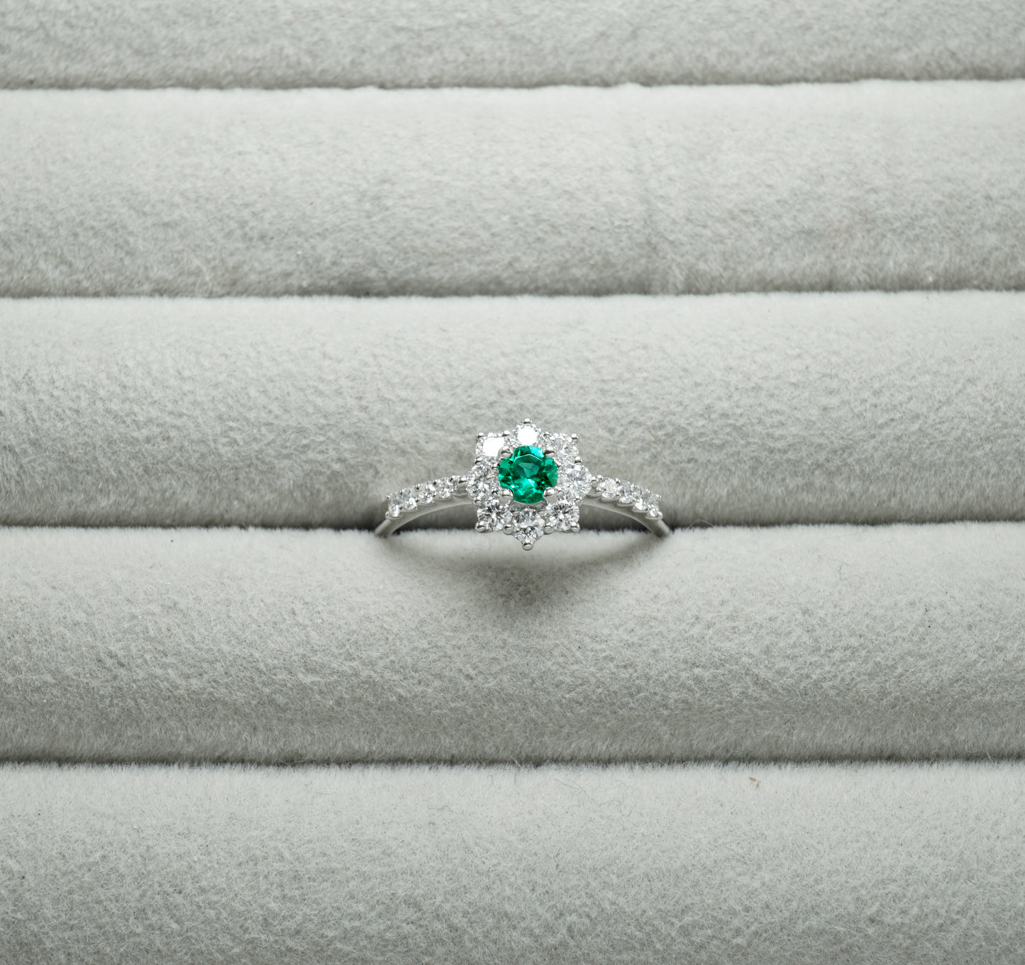 エメラルド リング