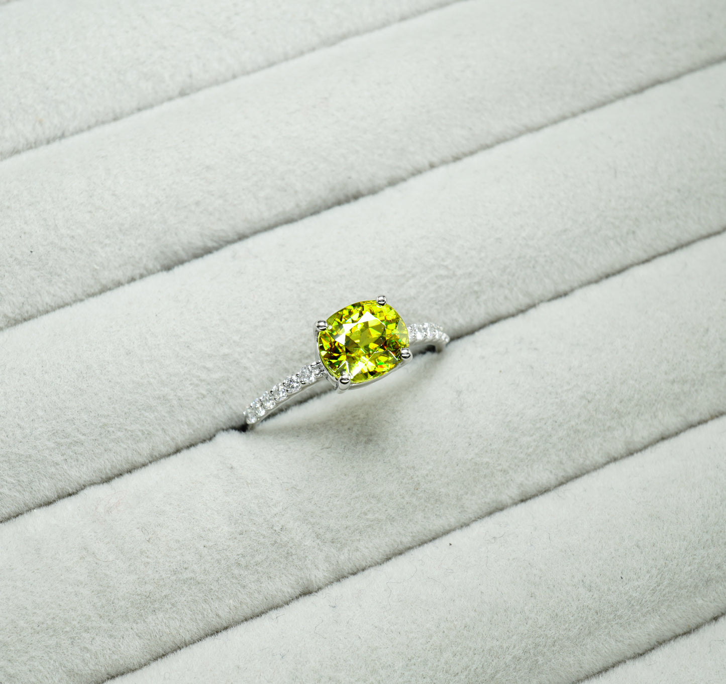 スフェーン リング