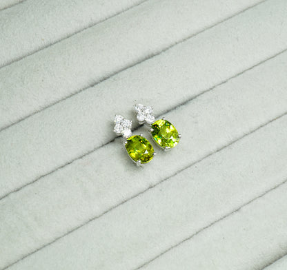 スフェーン ピアス