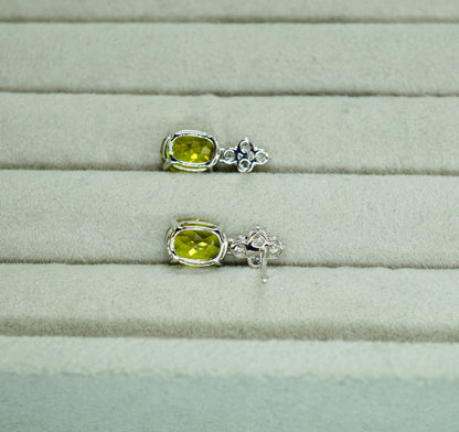 スフェーン ピアス