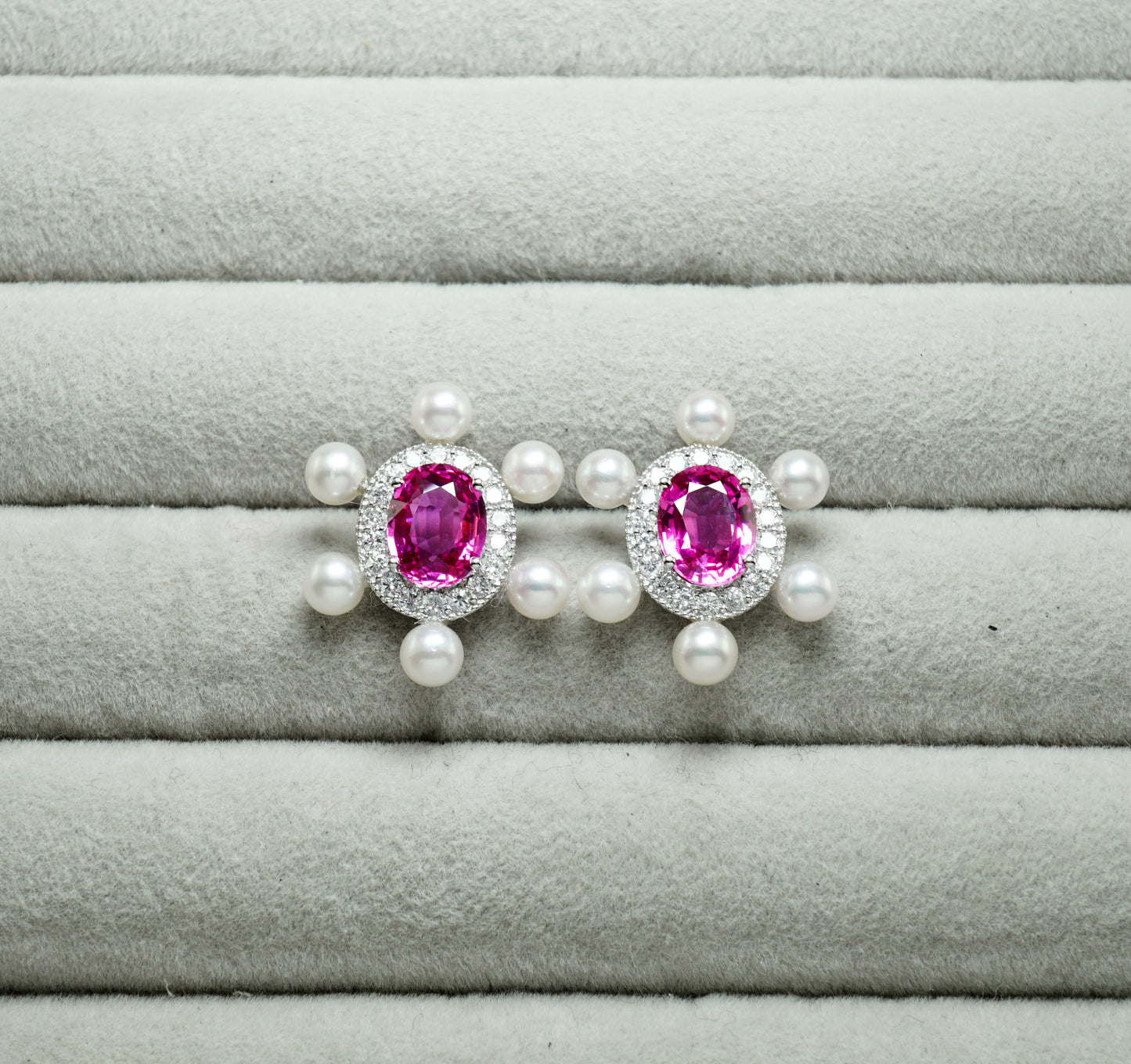 ピンクサファイア ピアス