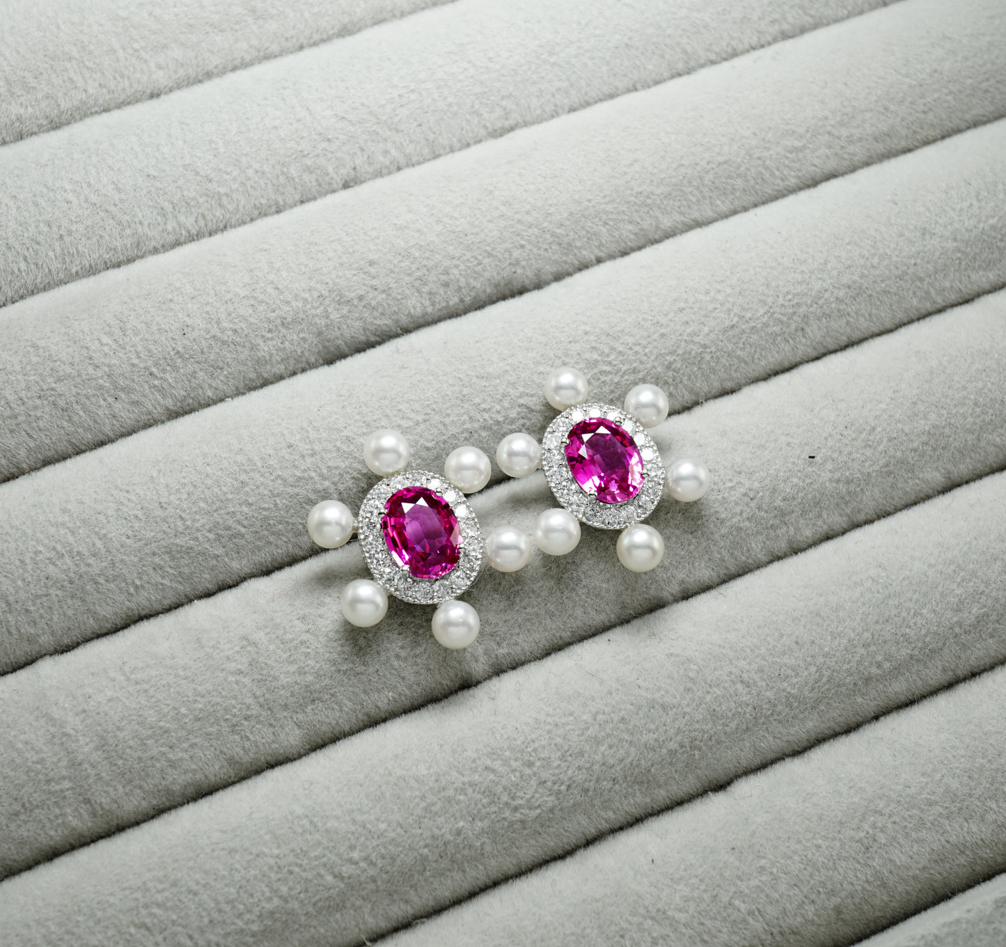 ピンクサファイア ピアス