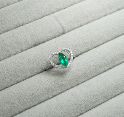 エメラルド リング