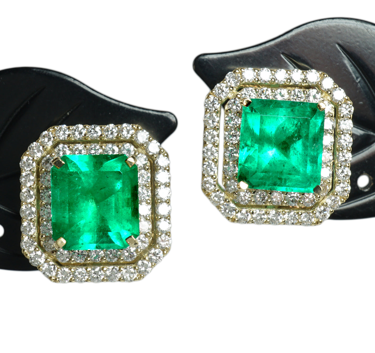 エメラルド ピアス