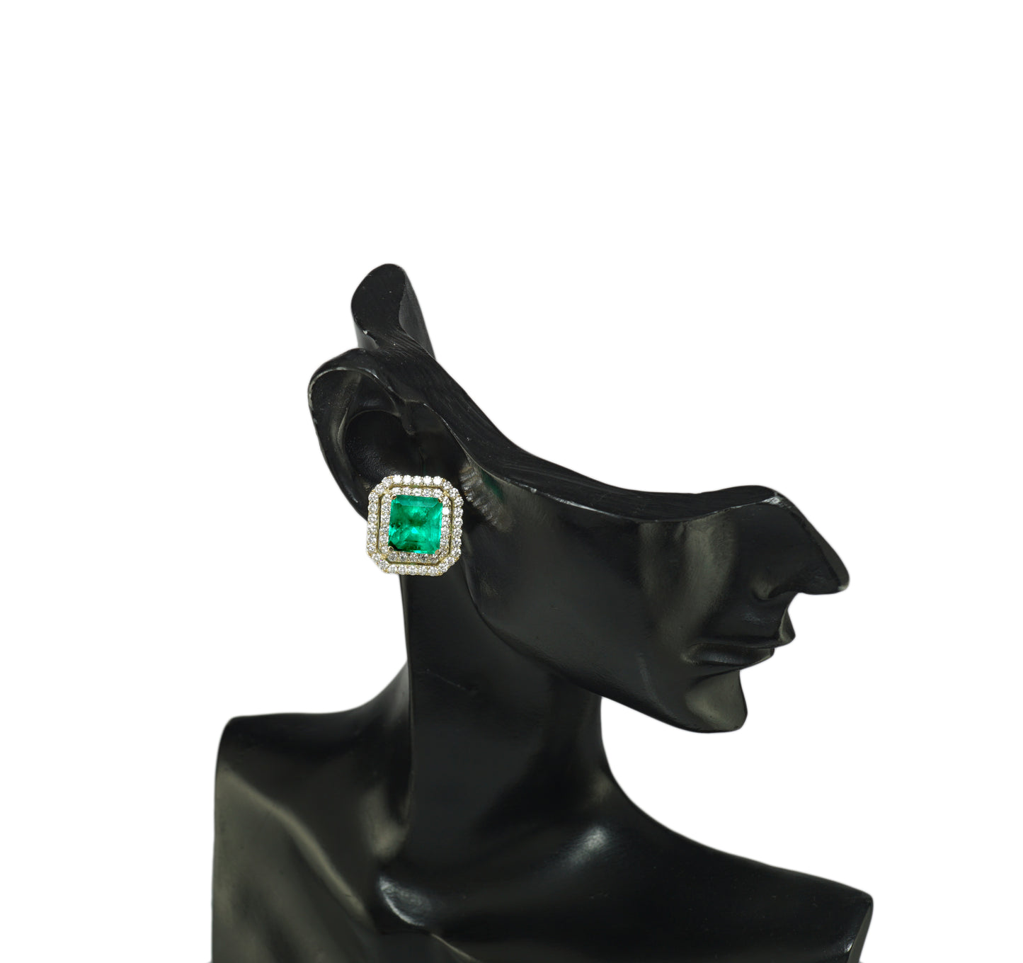 エメラルド ピアス