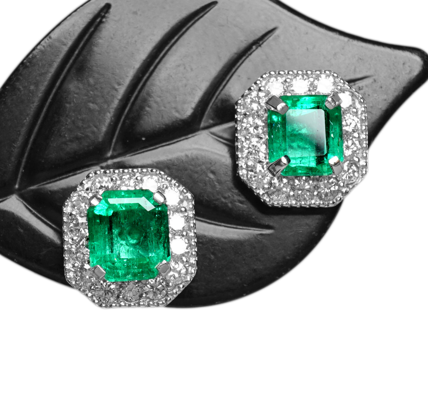 エメラルド ピアス