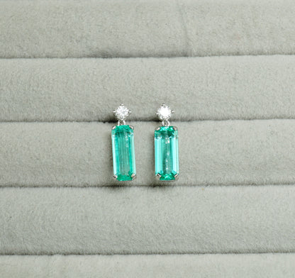 エメラルド ピアス