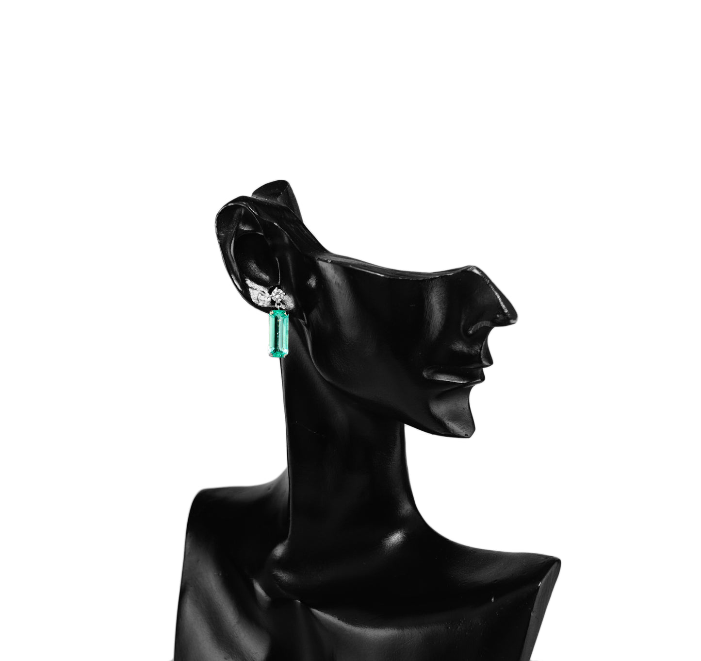 エメラルド ピアス