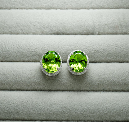 ペリドット ピアス