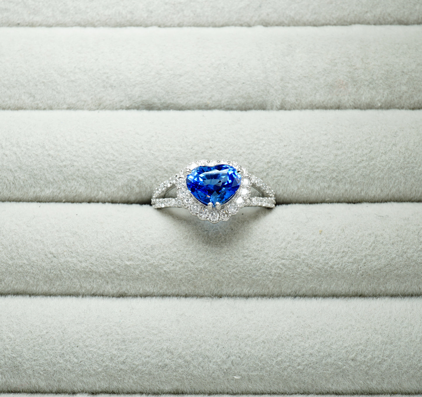 サファイア リング