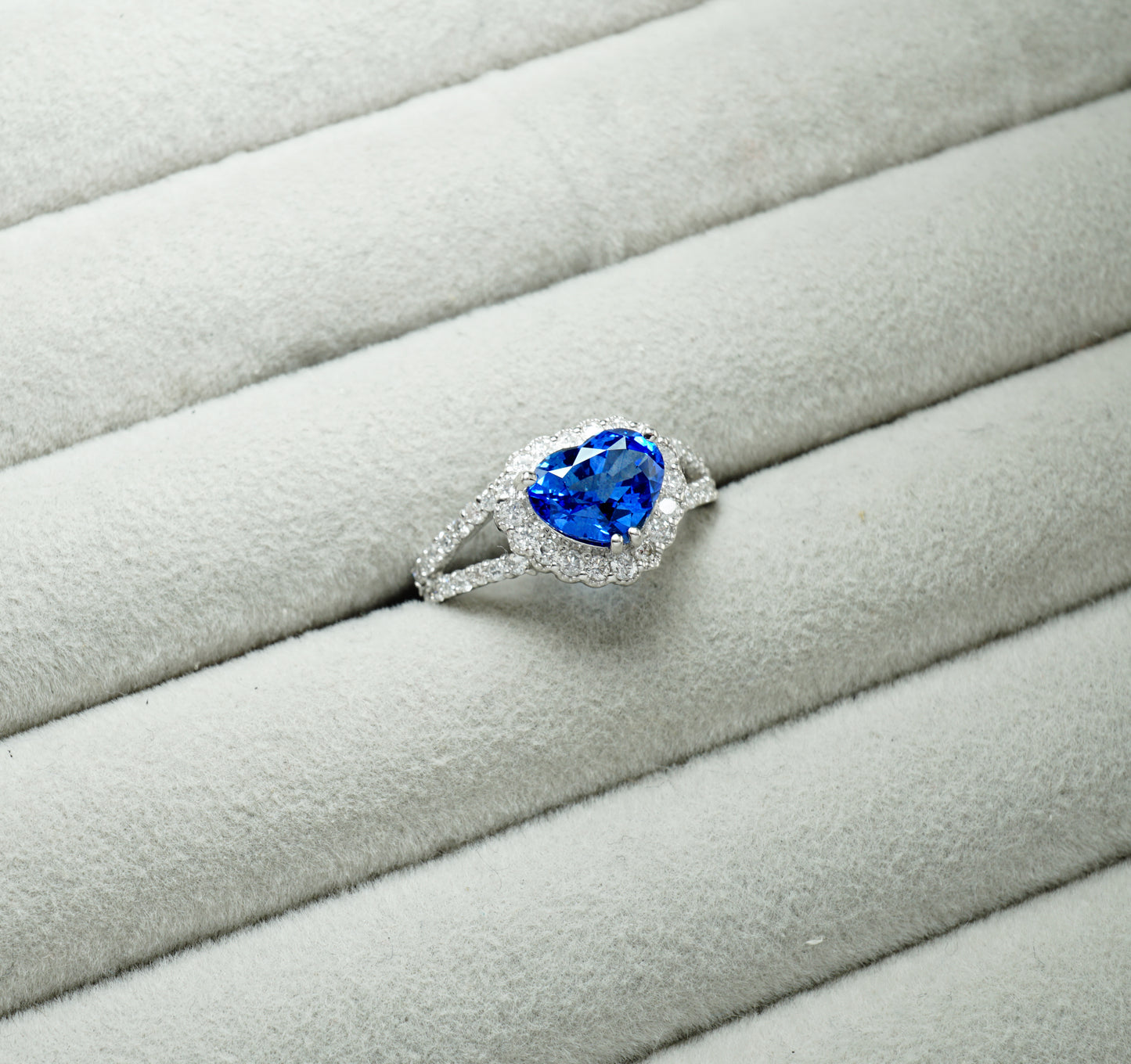 サファイア リング