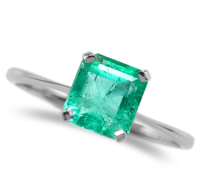 エメラルド リング