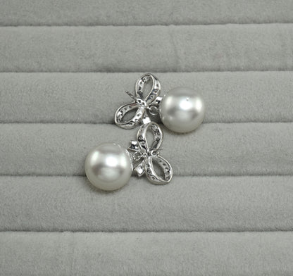 南洋白蝶真珠 ピアス