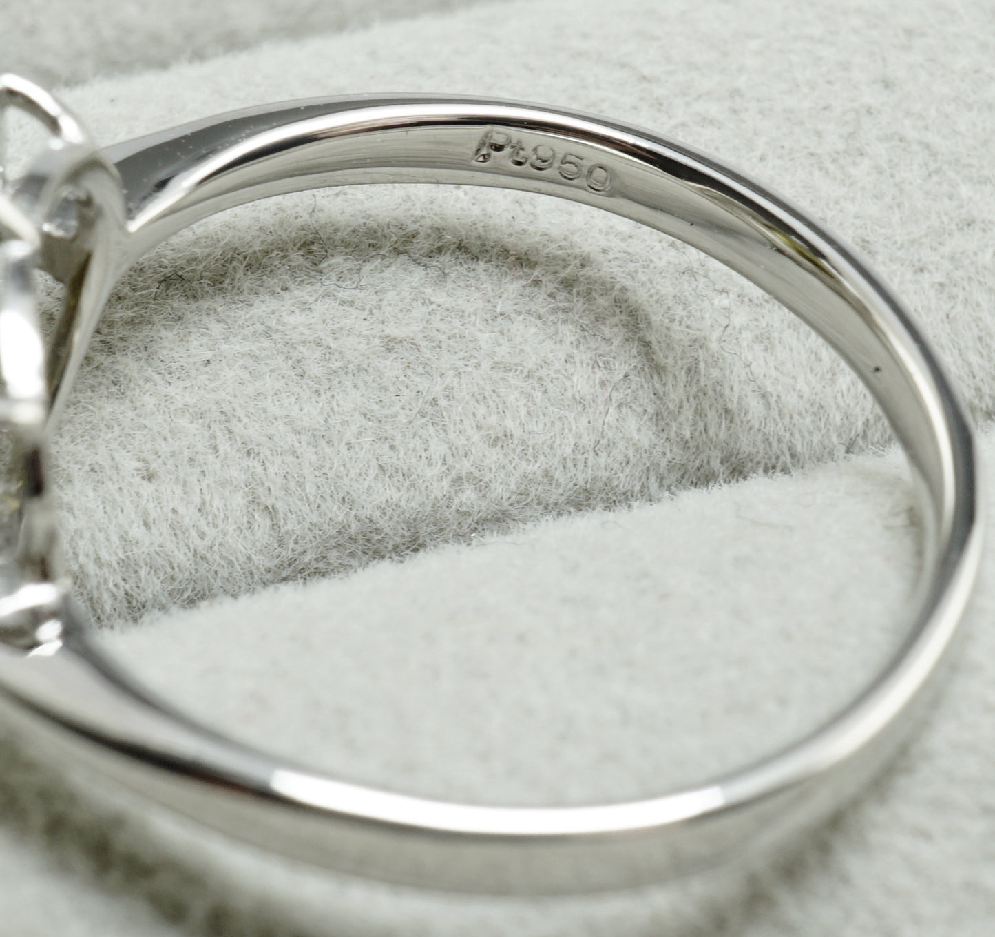 イエローサファイア リング