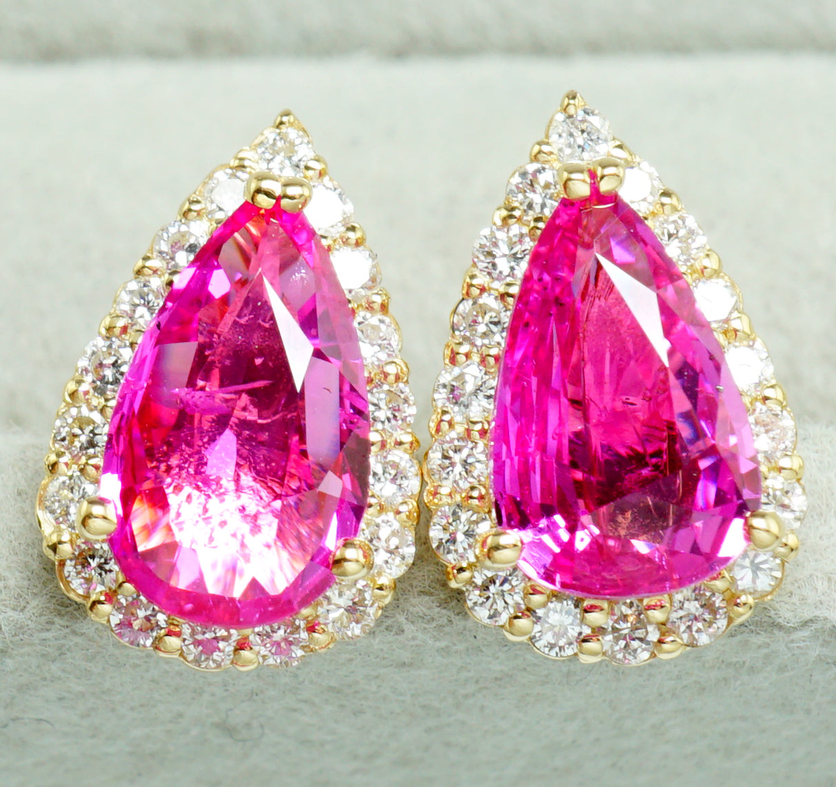 ピンクサファイア ピアス