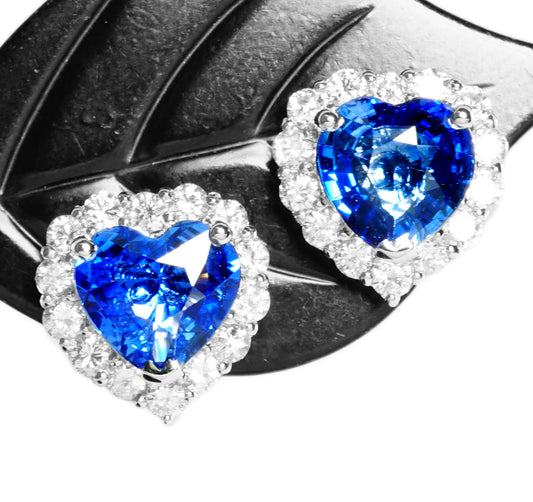 サファイア ピアス