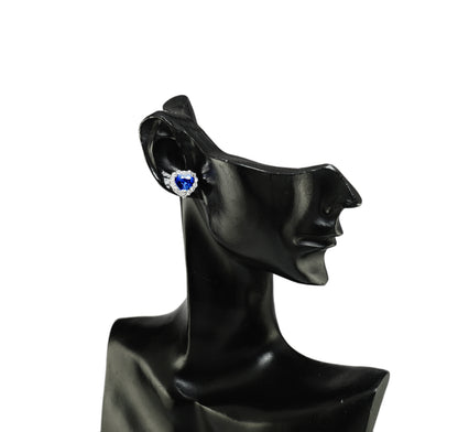 サファイア ピアス