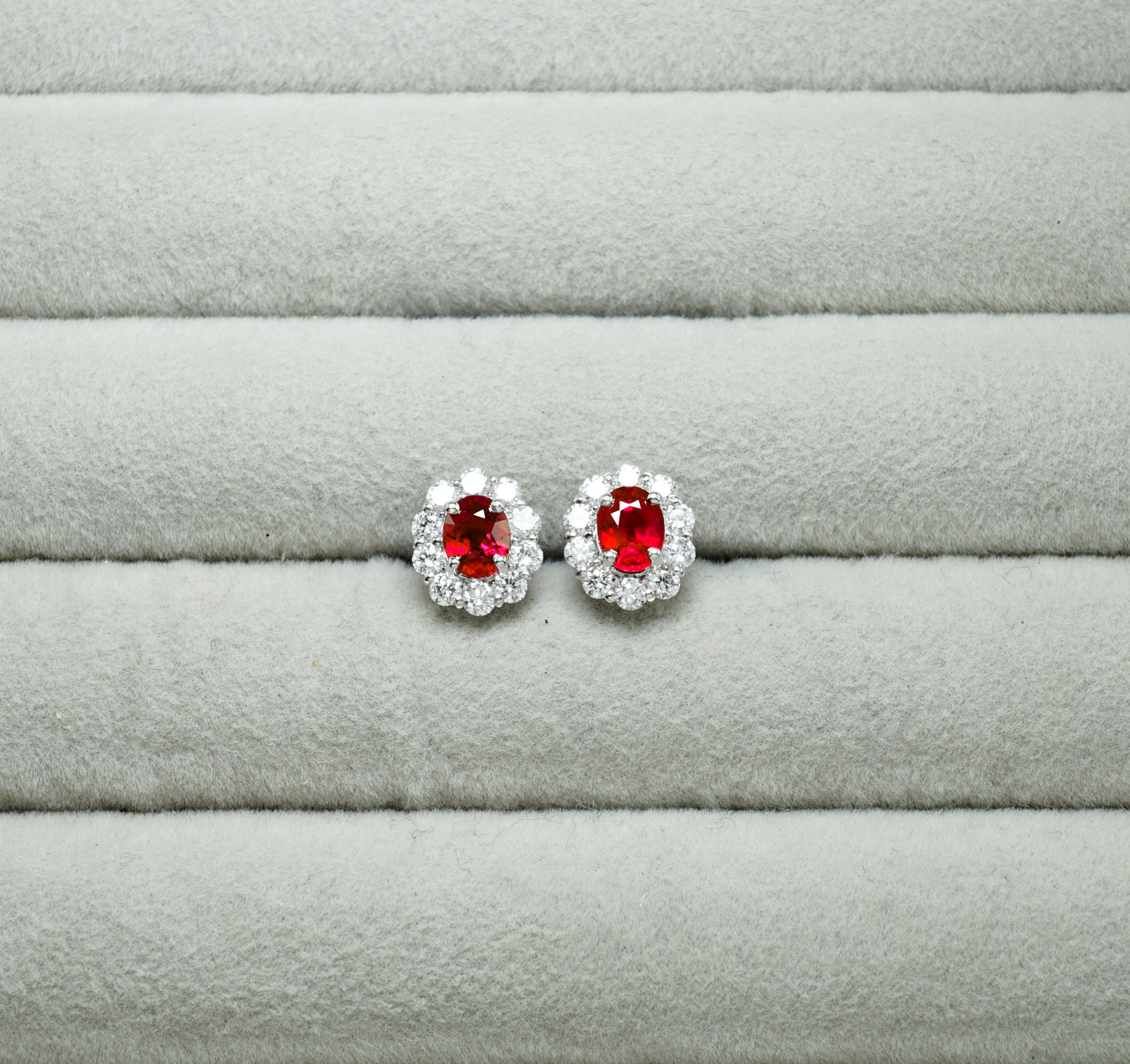 ピジョンブラッドルビー ピアス