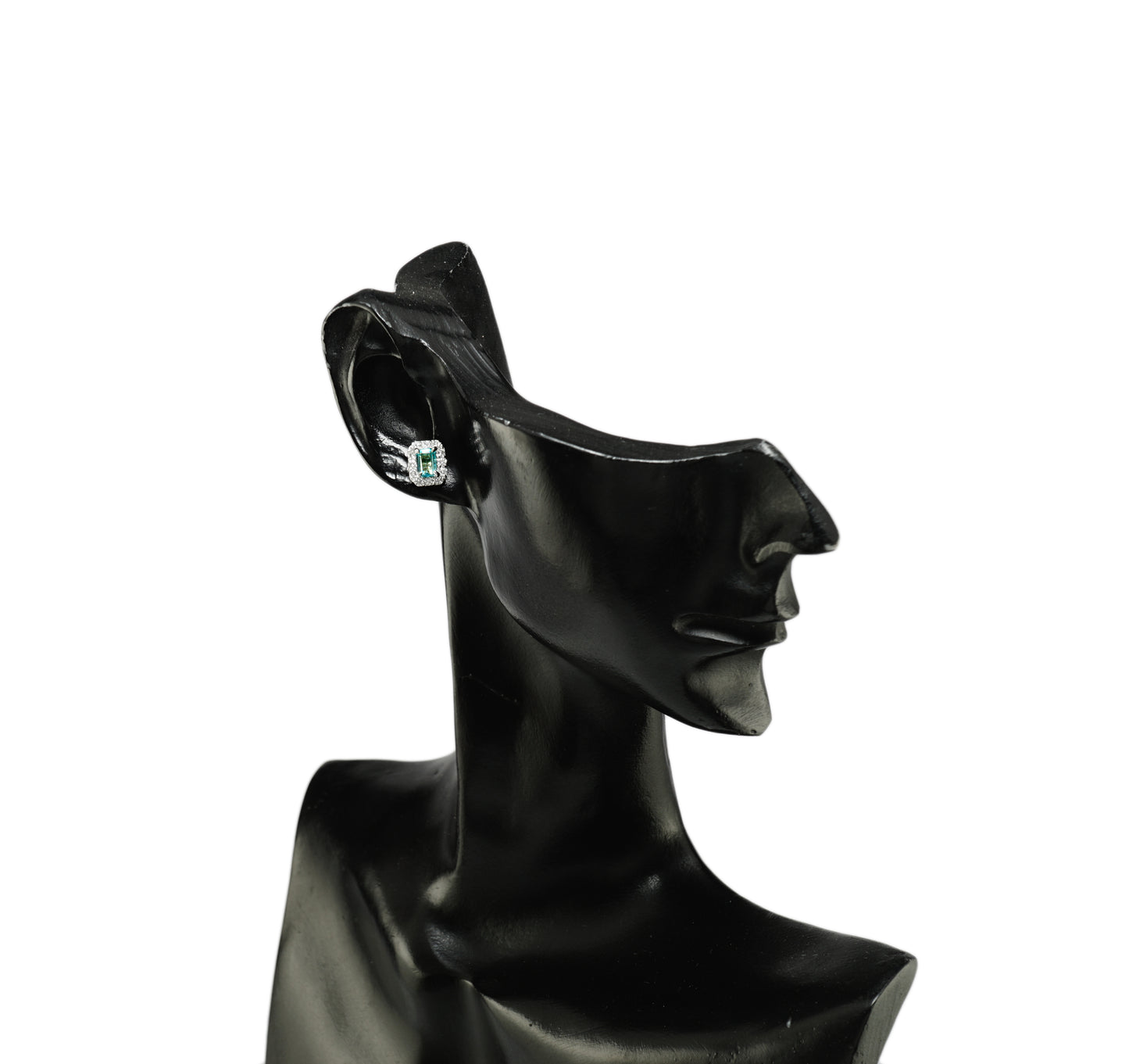 グランディディエライト ピアス