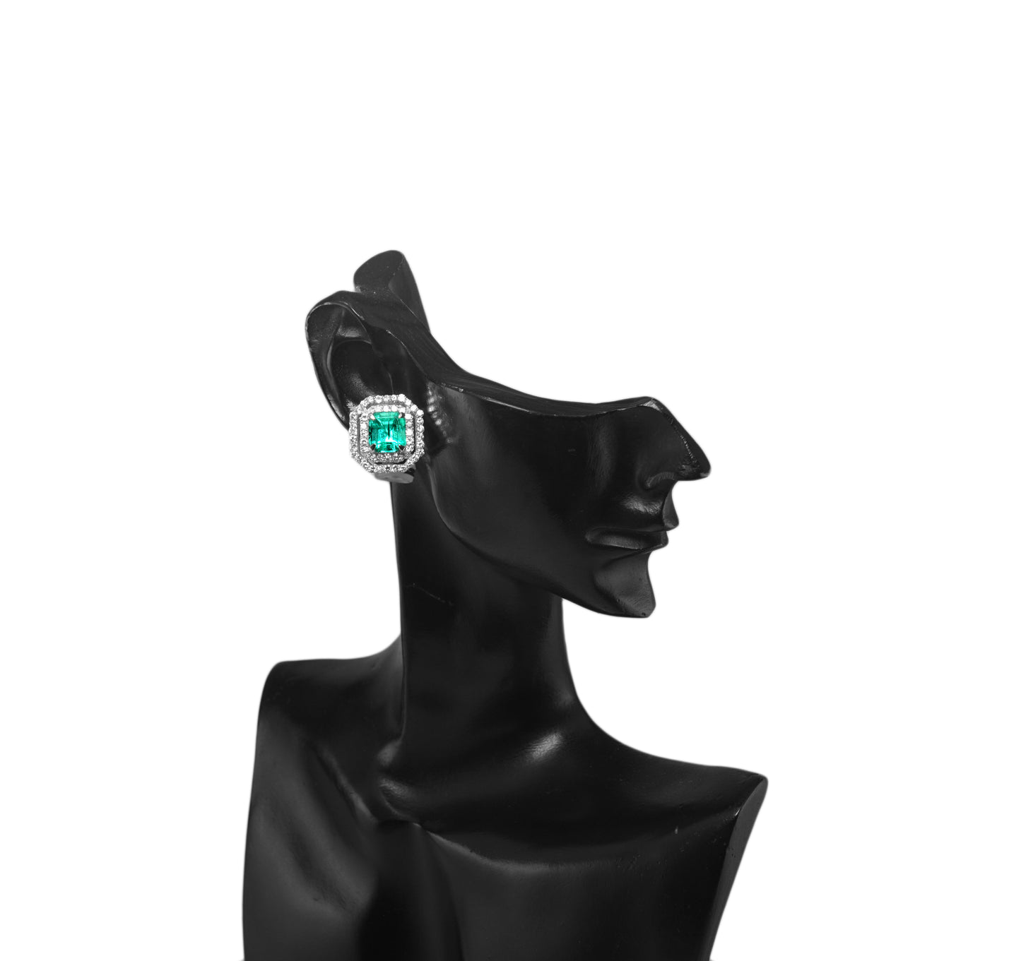 エメラルド ピアス