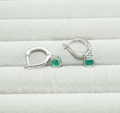 エメラルド ピアス