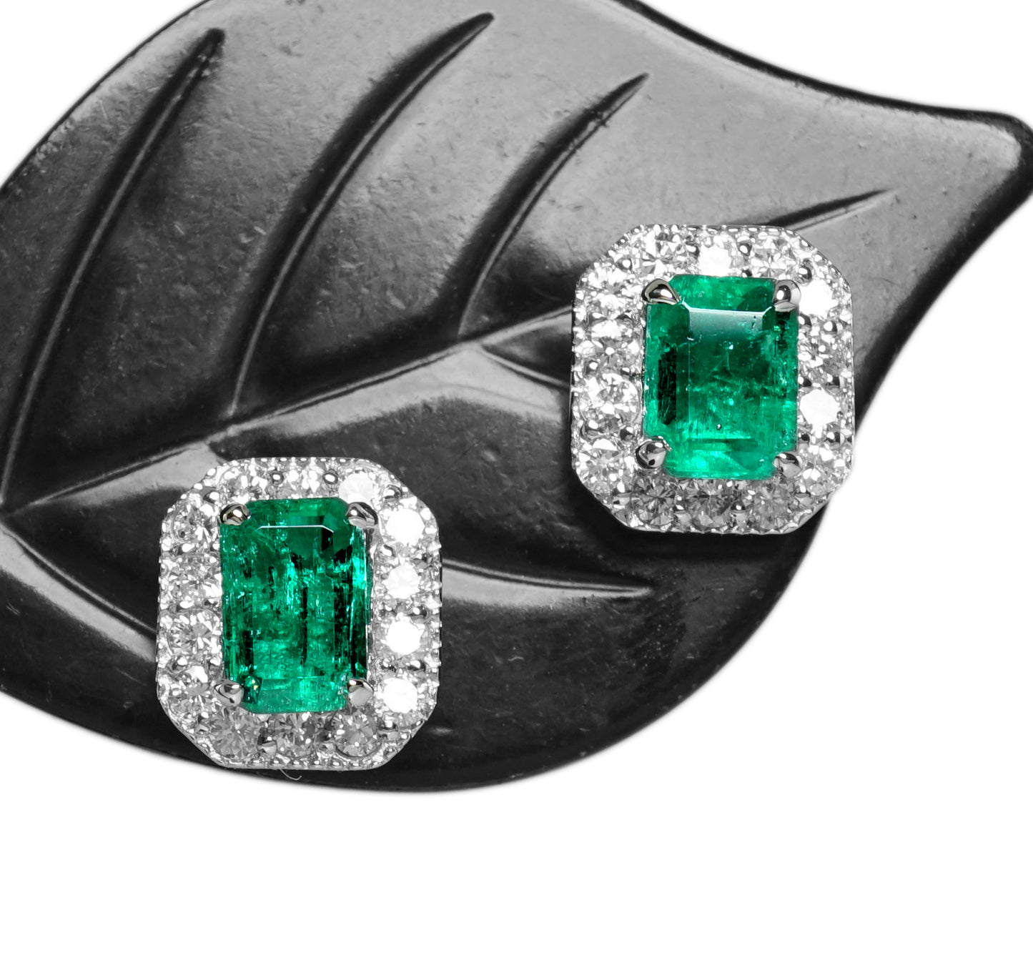 エメラルド ピアス