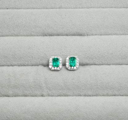 エメラルド ピアス