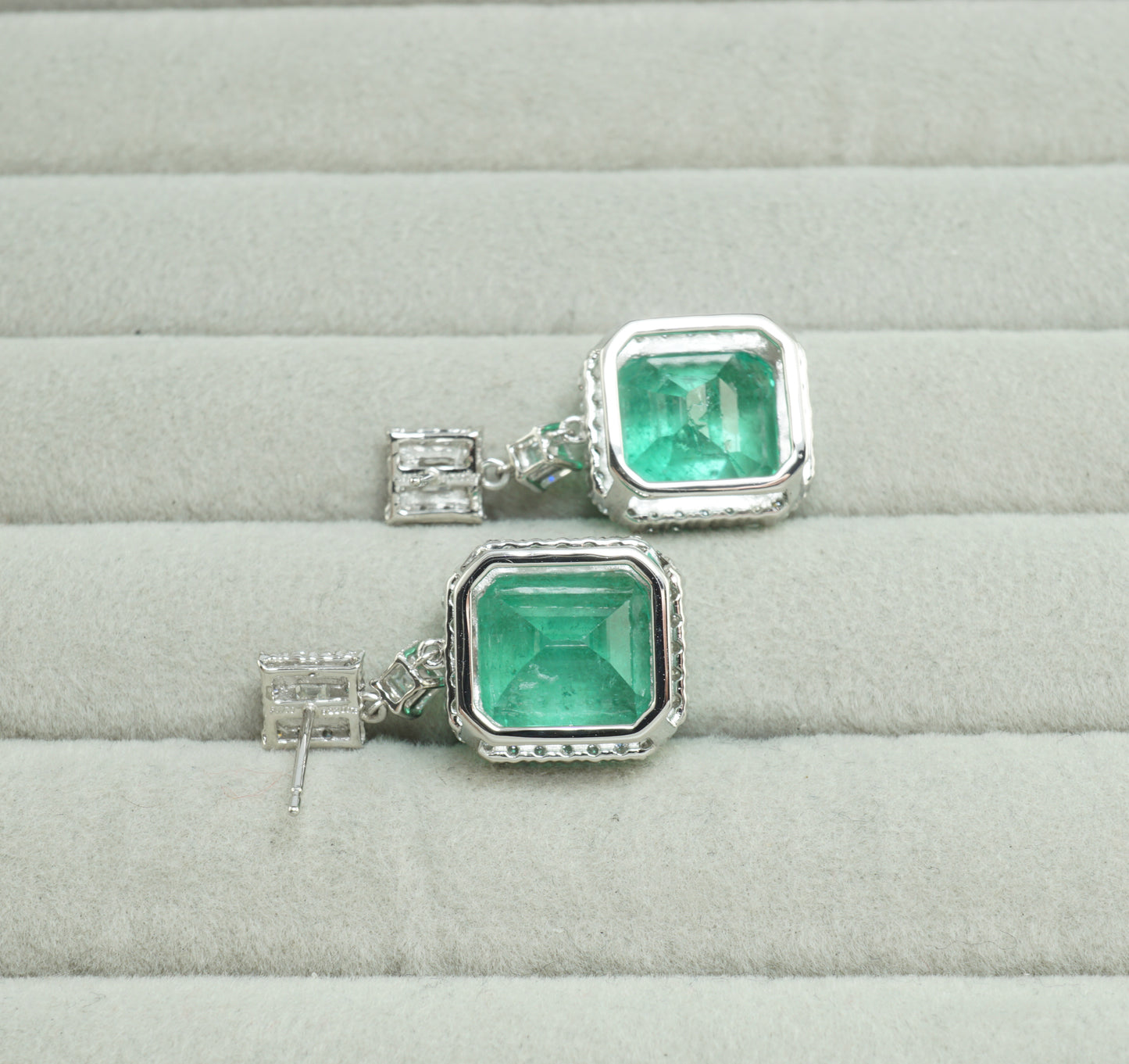 エメラルド ピアス
