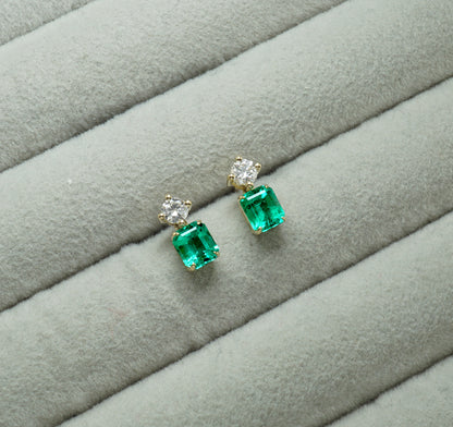 エメラルド ピアス