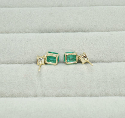 エメラルド ピアス