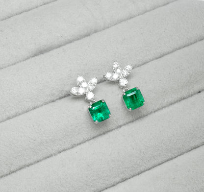 エメラルド ピアス