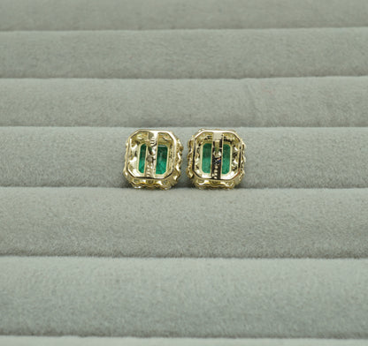 エメラルド ピアス