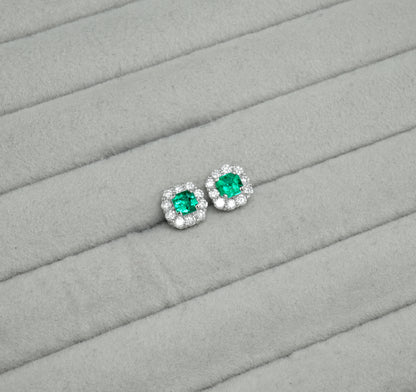 エメラルド ピアス