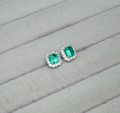 エメラルド ピアス